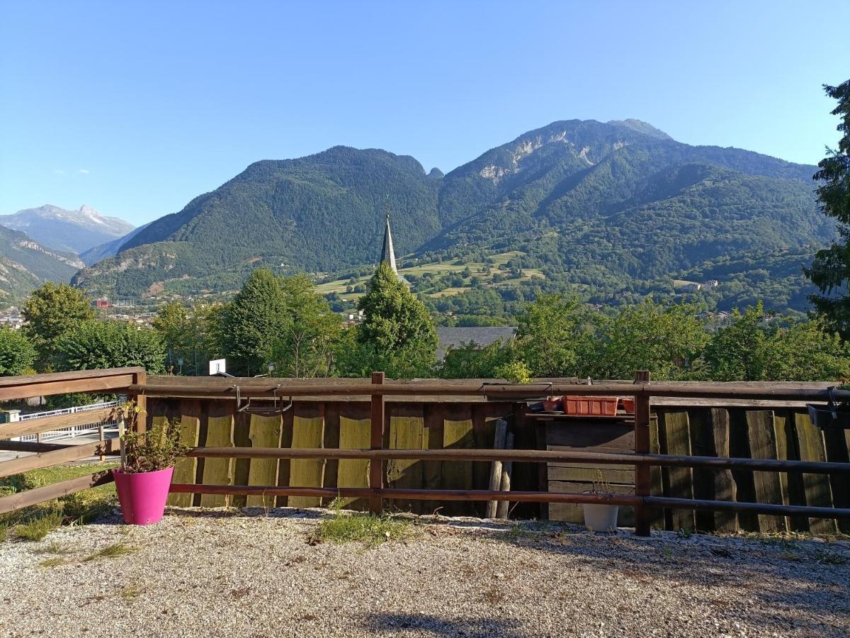 Appartement Avec Terrasse Et Parking Prive